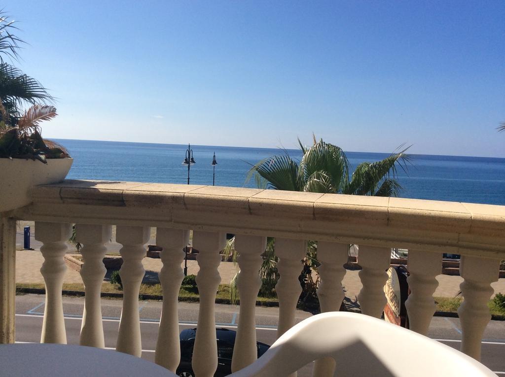 Cridda Hotel & Restaurant غيزيريا المظهر الخارجي الصورة